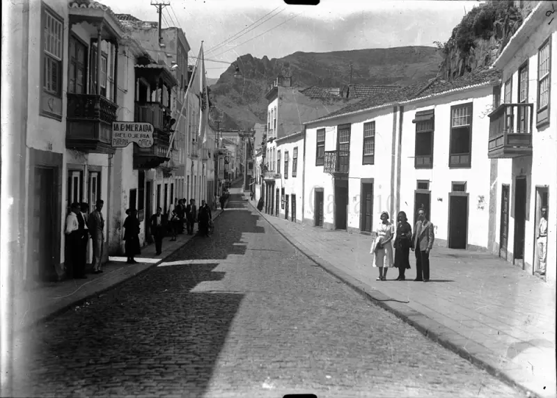 Calle Anselmo Pérez de Brito - Acera Ancha